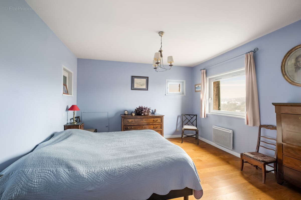 Maison à CALUIRE-ET-CUIRE