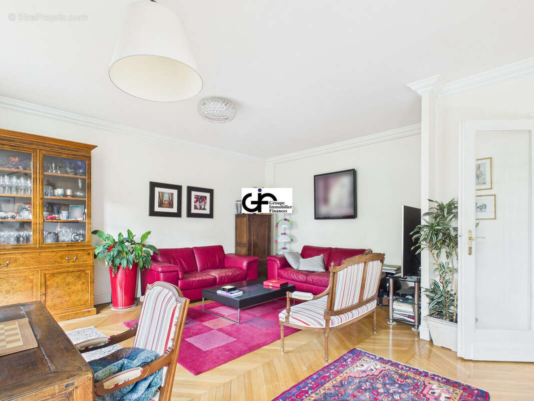 Appartement 169 m² à Paris-16e  - photo 5