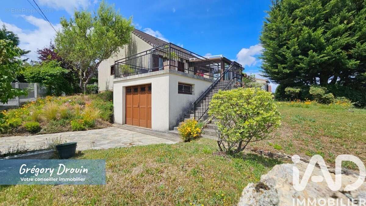 Photo 2 - Maison à MONTLHERY