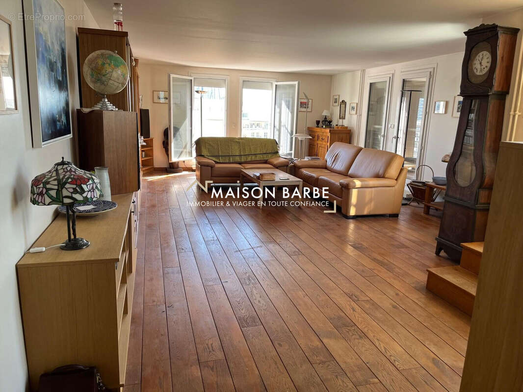 Appartement à NANTERRE