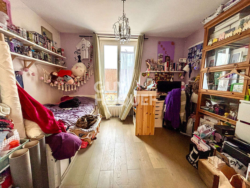 Appartement à CORBEIL-ESSONNES