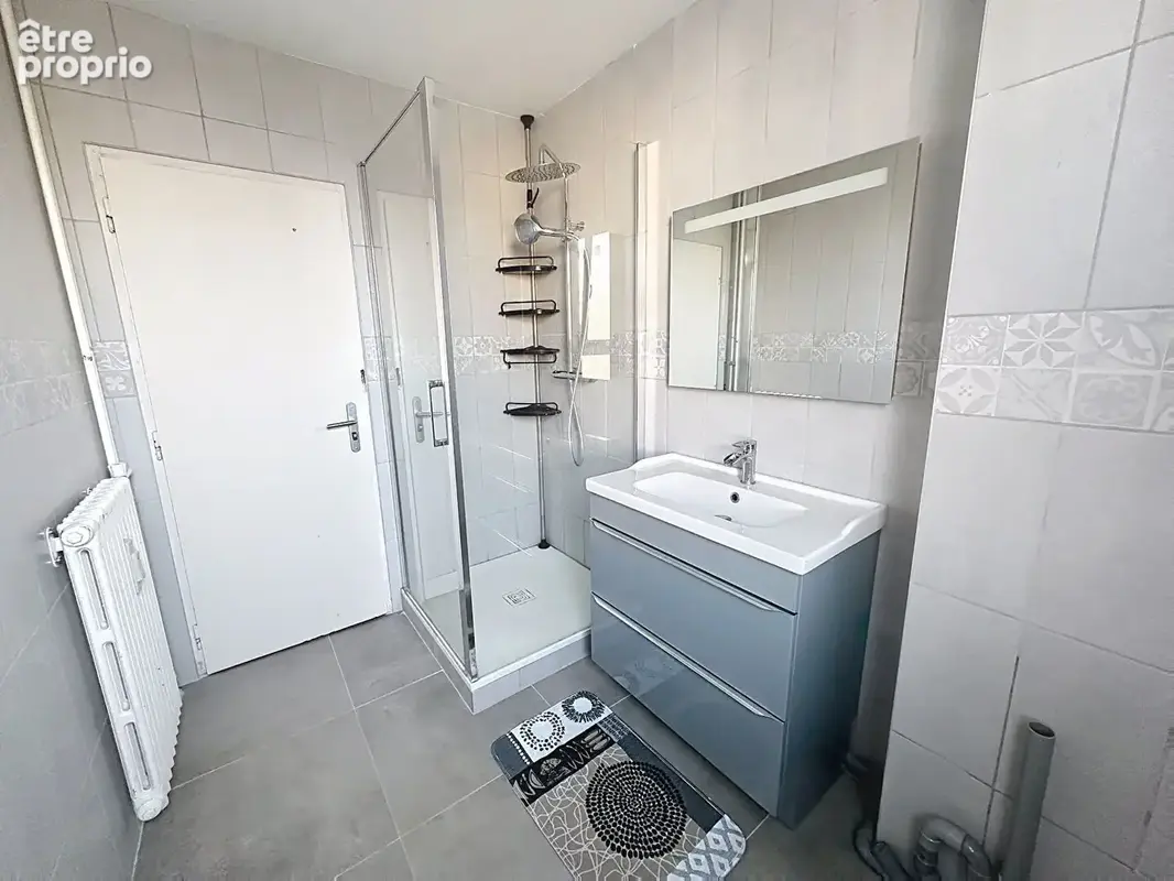 Appartement Saint André Les Vergers 5 pièces - photo 5