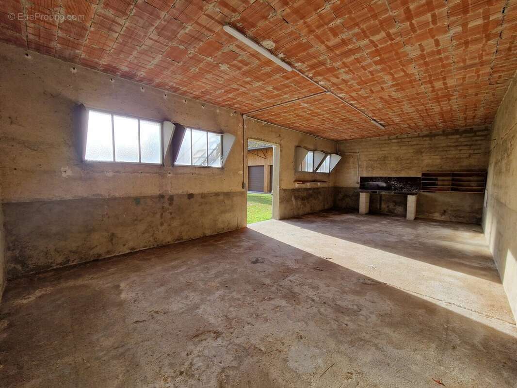 Terrain à DROUPT-SAINTE-MARIE