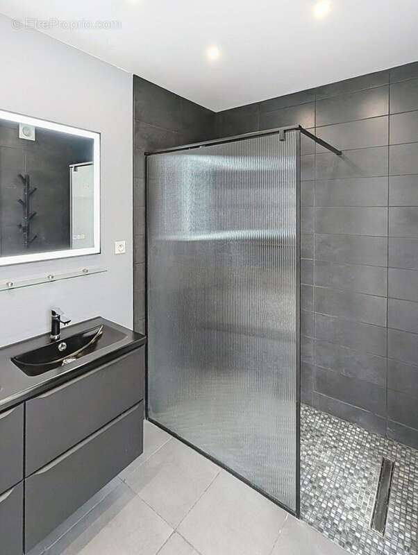 Photo 6 - Maison à LAVAL