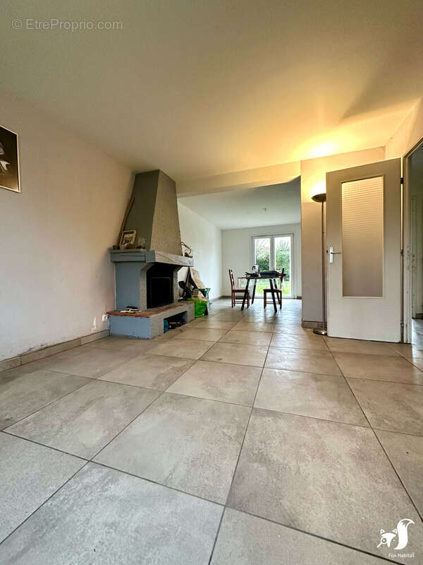 Maison à NEUVILLE-SAINT-REMY