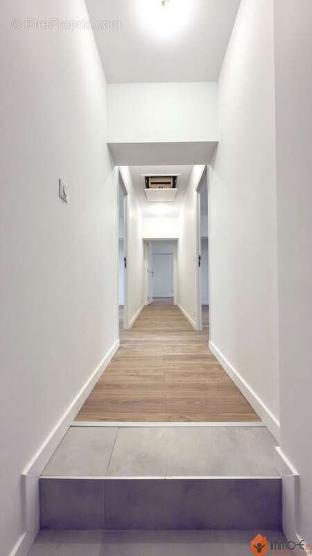 Maison à BUSSY-SAINT-GEORGES