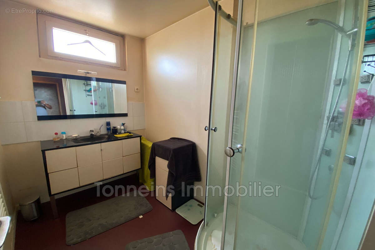 Appartement 68 m² à Tonneins  - photo 8