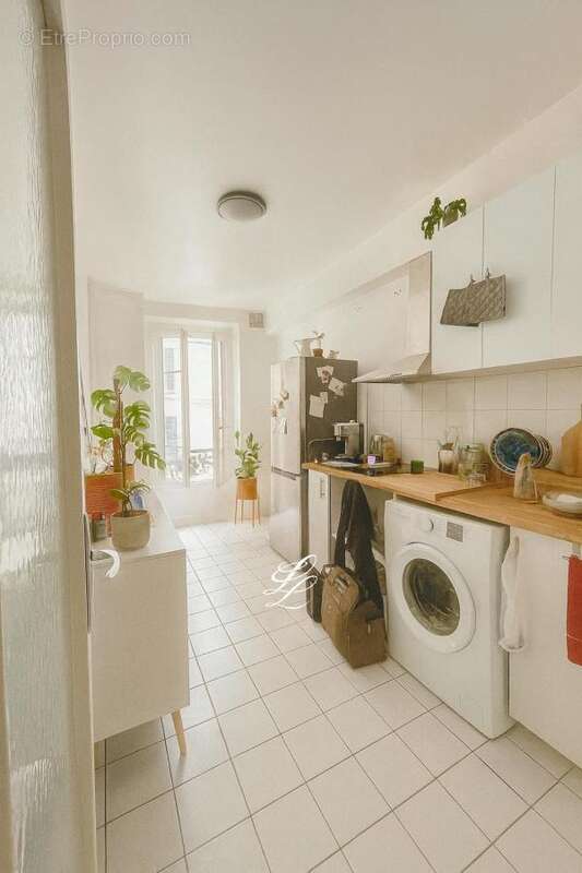 Appartement à PARIS-18E