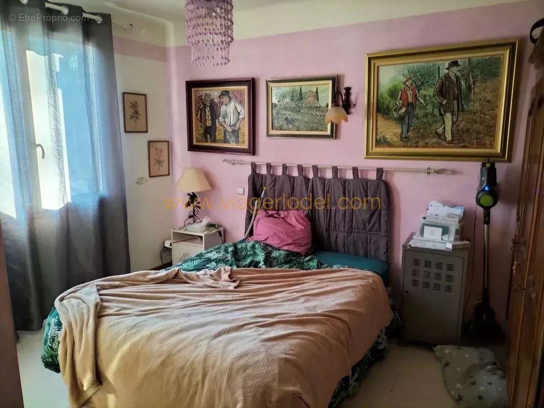 Maison à SAINT-MAIME