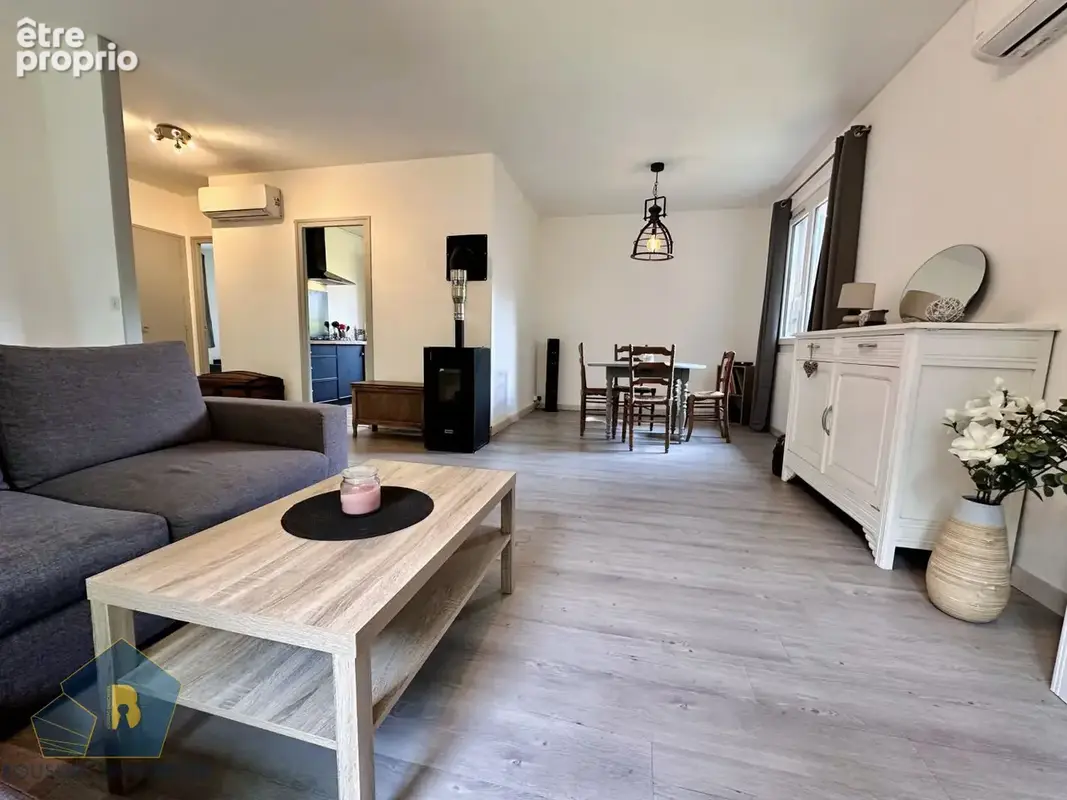 Maison 65 m² à Saint-Silvain-Bas-Le-Roc  - photo 3