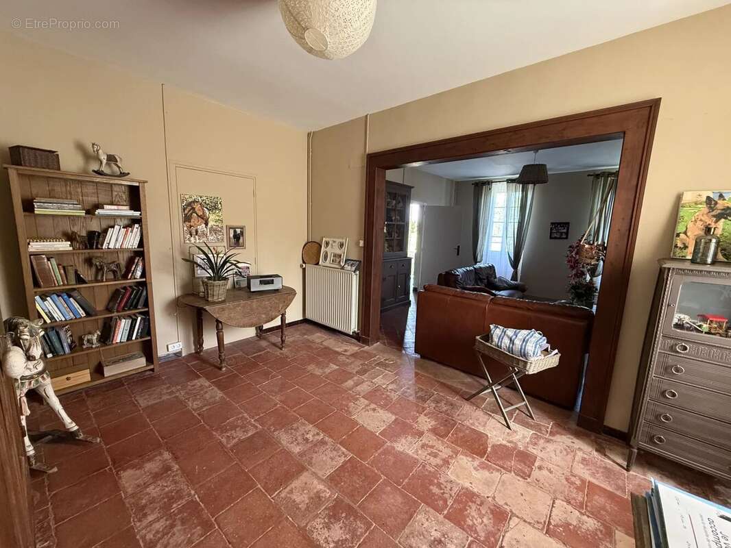 Maison à LAUJUZAN
