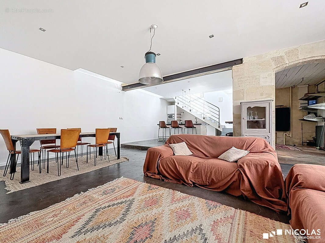 Appartement à BORDEAUX