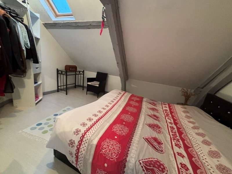 Maison à BURES-EN-BRAY