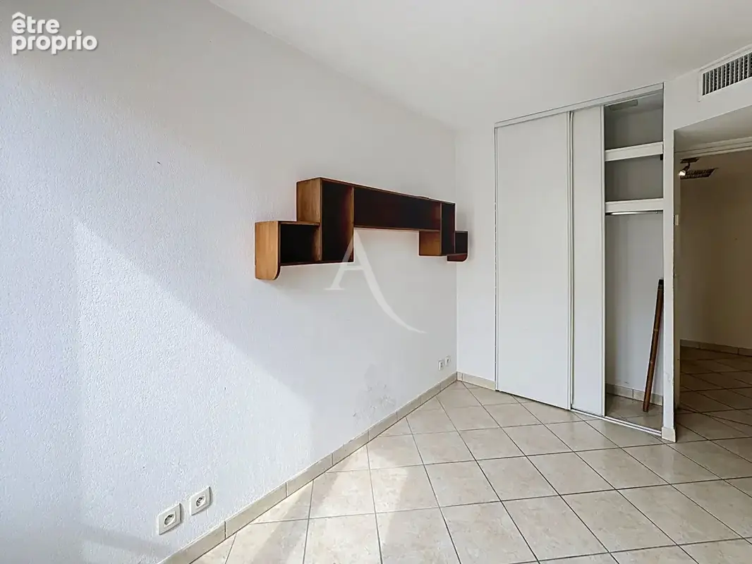 Appartement Antibes 4 pièces dernier étage- Centre Ville - photo 10