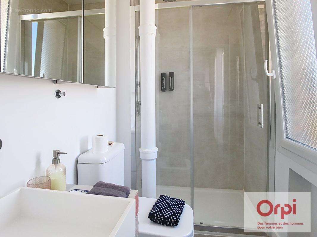 Appartement à ISSY-LES-MOULINEAUX