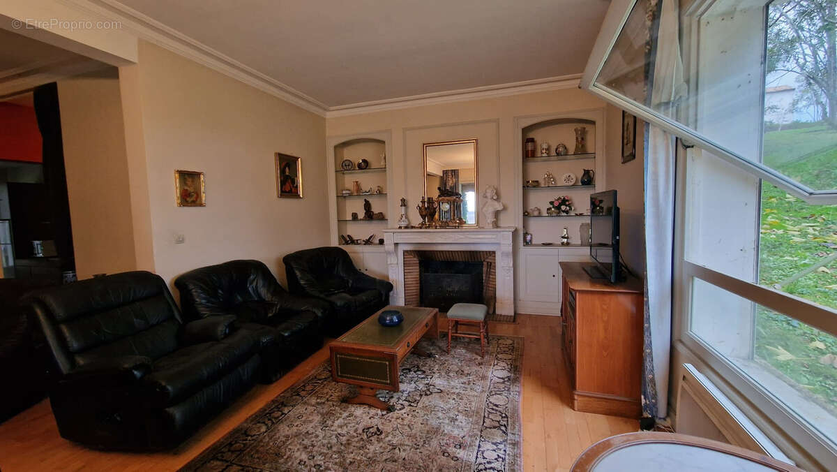 Maison à CASTILLONNES