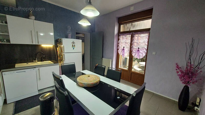 Maison à LIVET-ET-GAVET