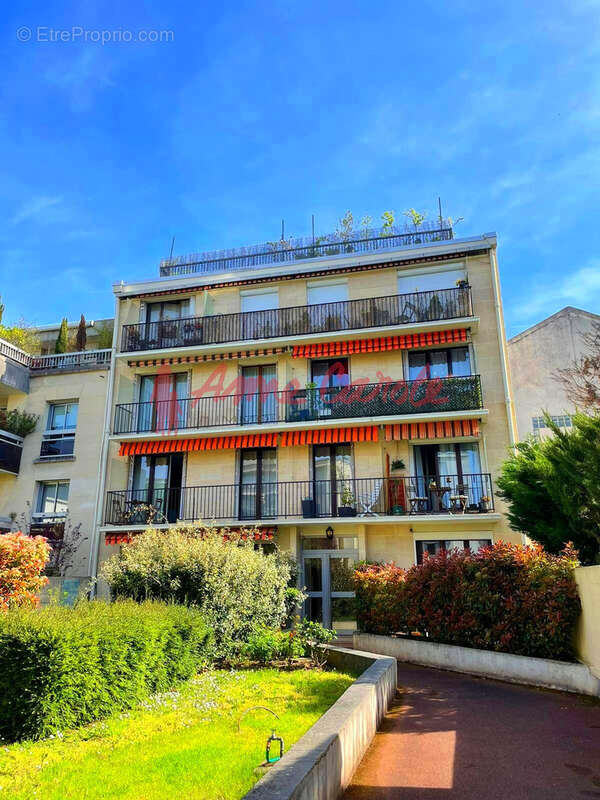 Appartement à NOGENT-SUR-MARNE