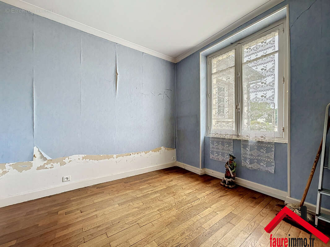 Maison à st-pantaléon-de-larche en corrèze - photo 9