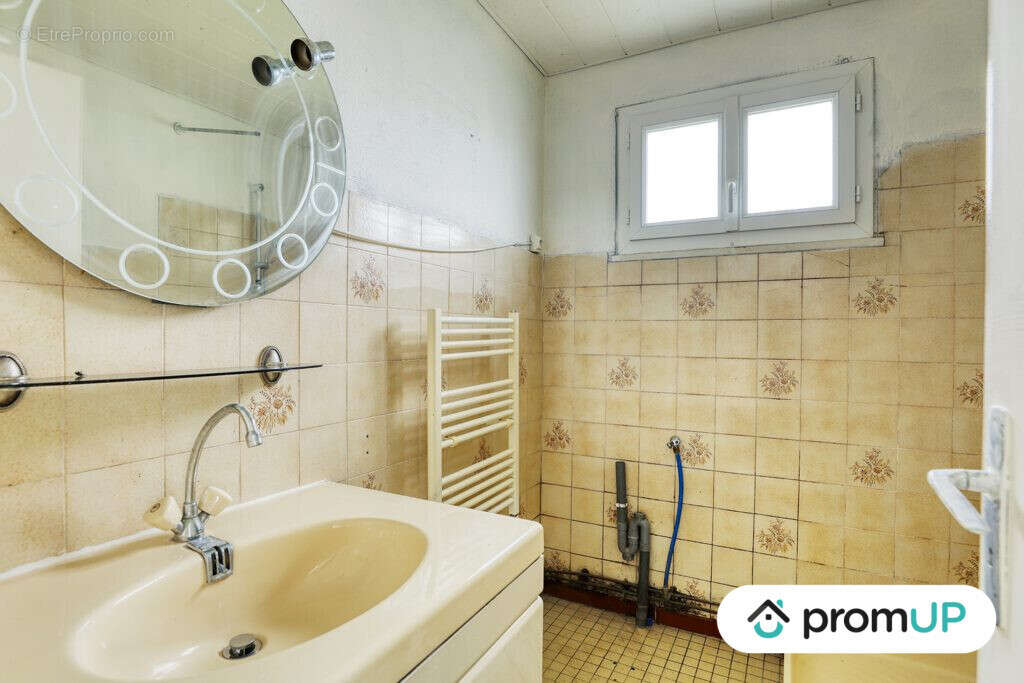 Maison à SAINT-JUNIEN