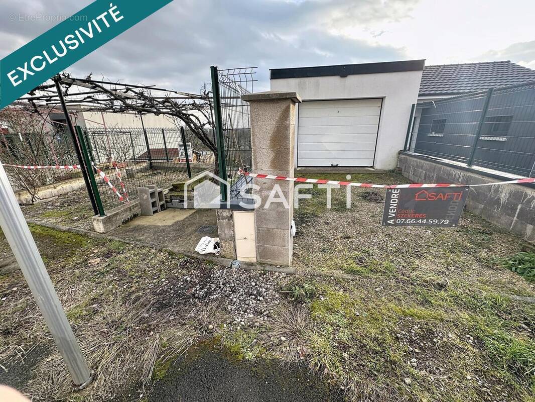 Photo 1 - Terrain à RICHEMONT