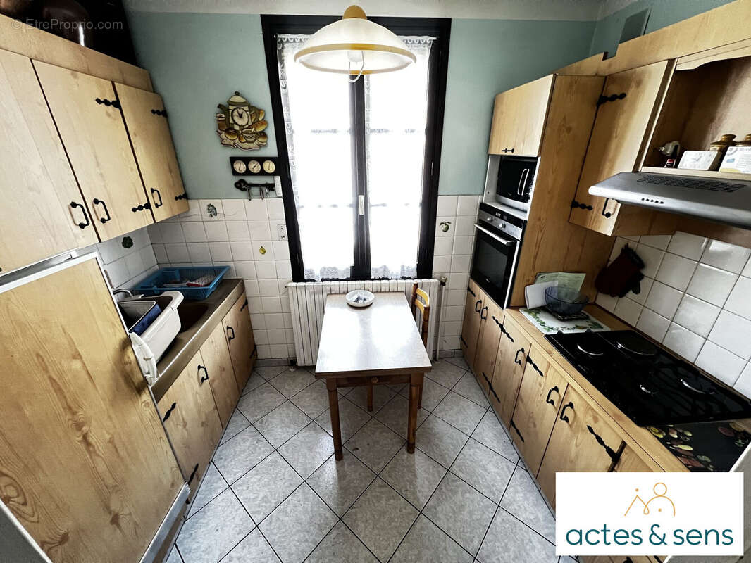 Appartement à SAINT-JEAN-DE-MAURIENNE