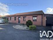 Photo 1 - Maison à MONCHECOURT