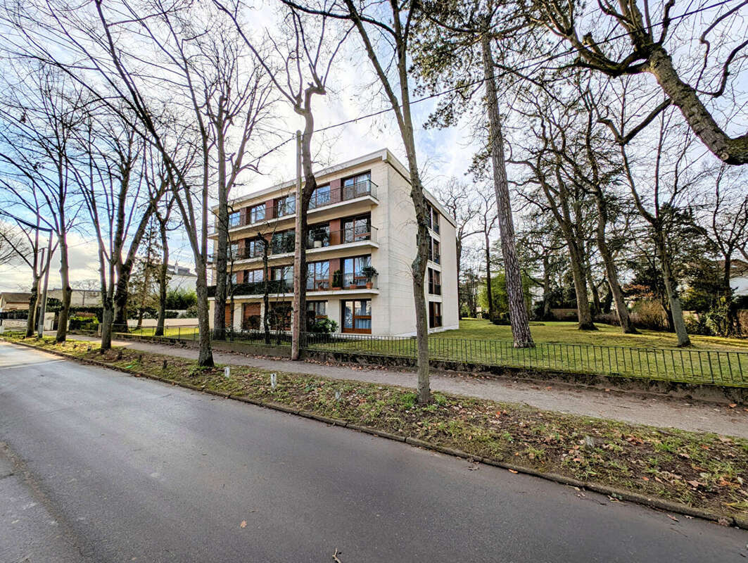 Appartement à MAISONS-LAFFITTE