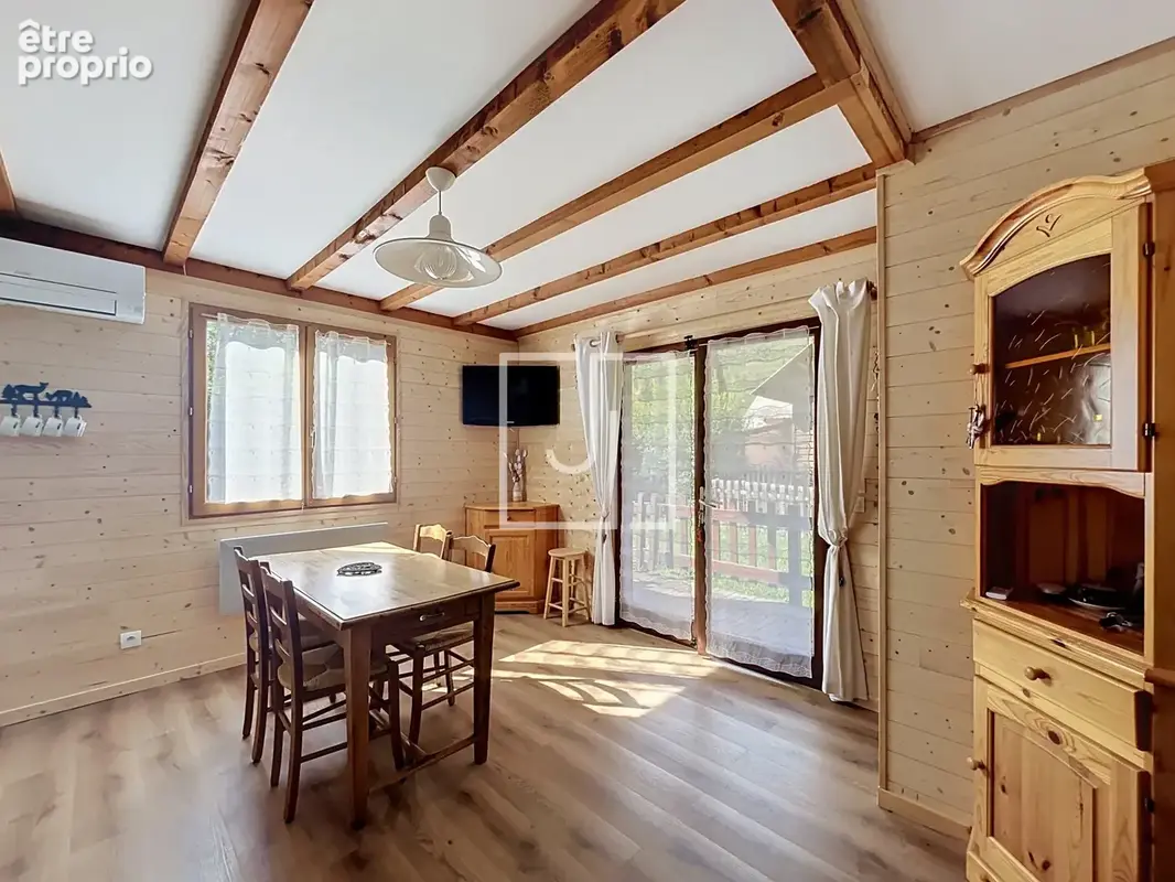 Chalet mitoyen 28,85m2 avec terrasse et jardin à Jausiers   Esprit montagne - photo 9