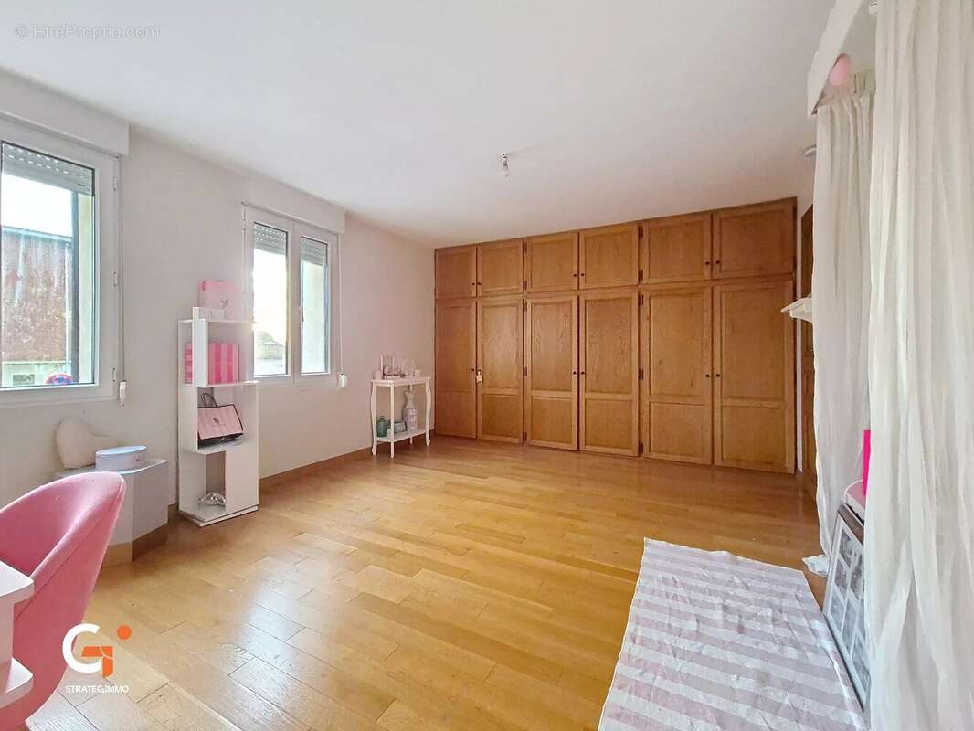 Maison à GRAND-COURONNE