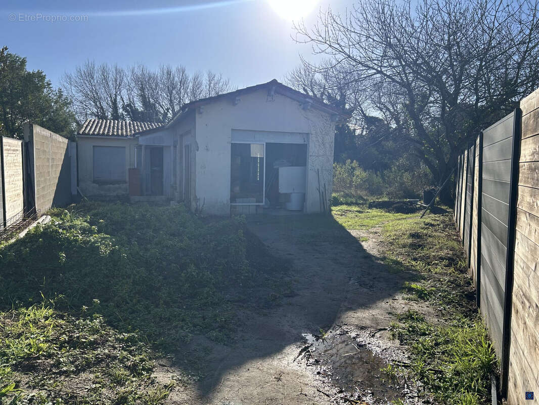 Maison à SAINT-GEORGES-DE-DIDONNE