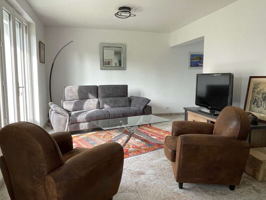 Maison 85 m² à Beaumont-Le-Roger  - photo 4