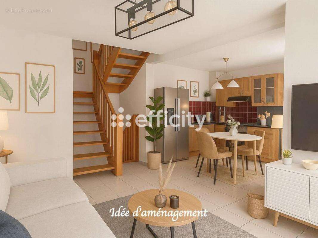 Maison à COURNONSEC