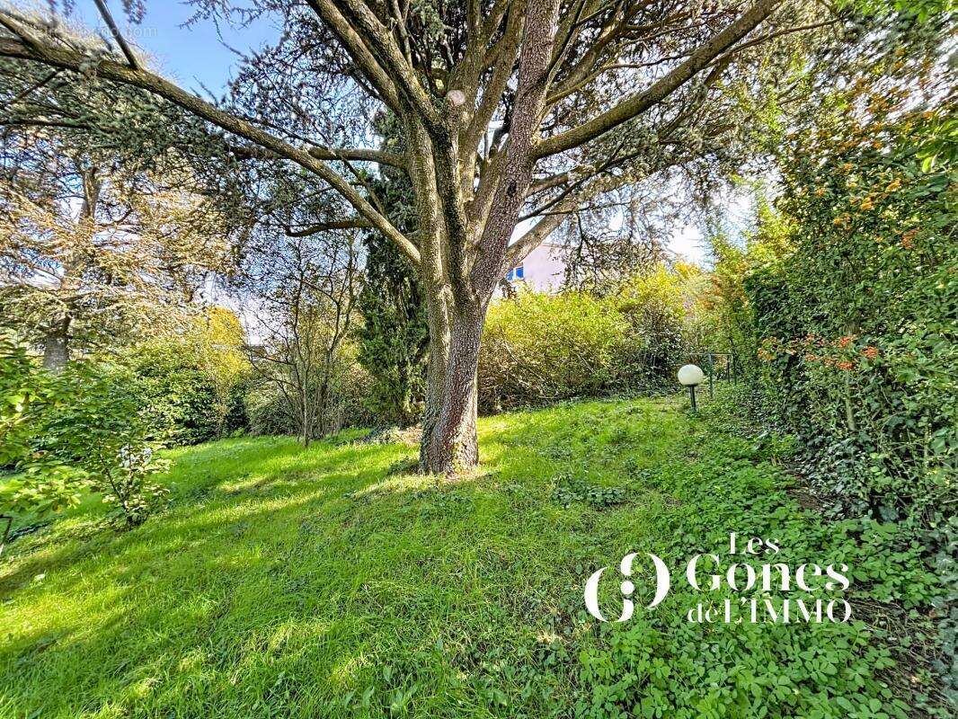 Maison à FRANCHEVILLE