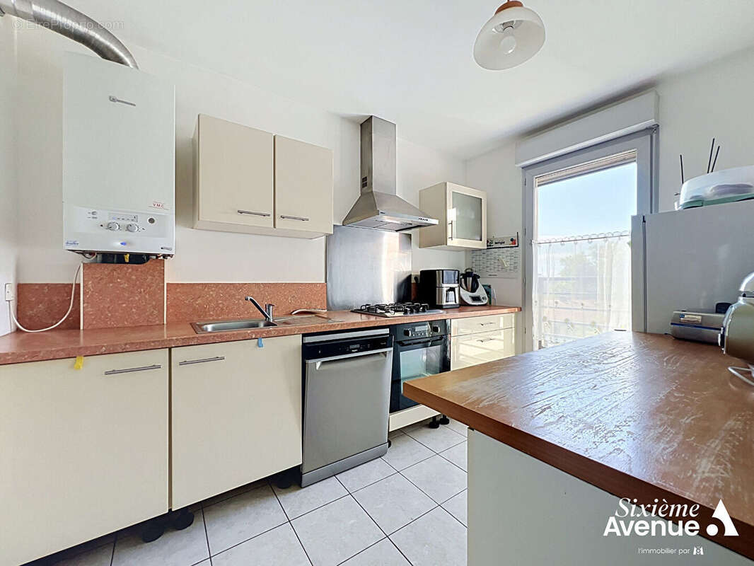 Appartement à VENISSIEUX