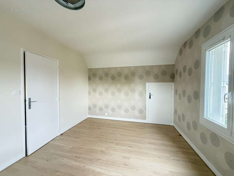 Maison à CHATELLERAULT