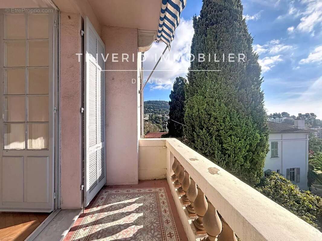 Appartement à LE CANNET