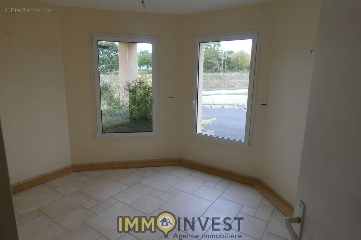 Autre à VERNEUIL-SUR-VIENNE