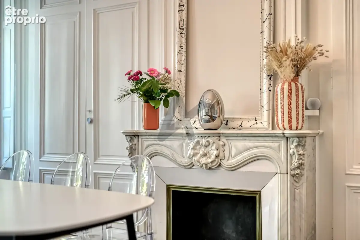 Superbe appartement de caractère entièrement rénové avec 2 chambres et un bureau - photo 11
