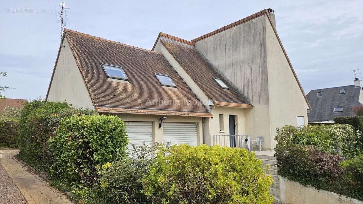 Maison à BENOUVILLE