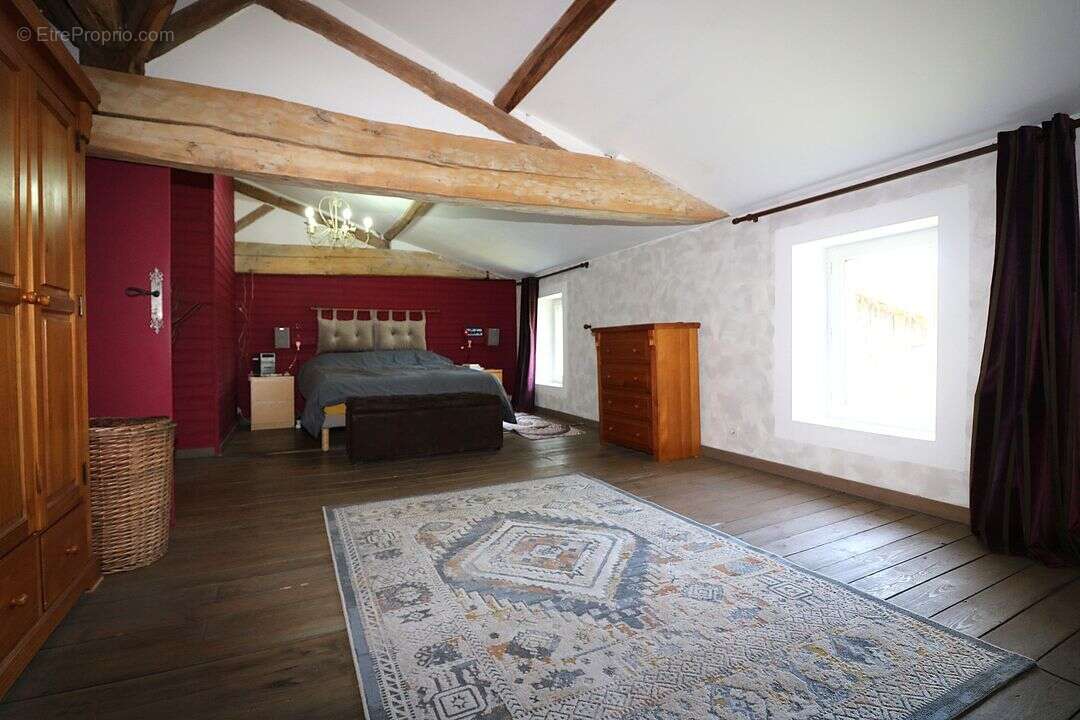 Maison à SAINT-SYMPHORIEN