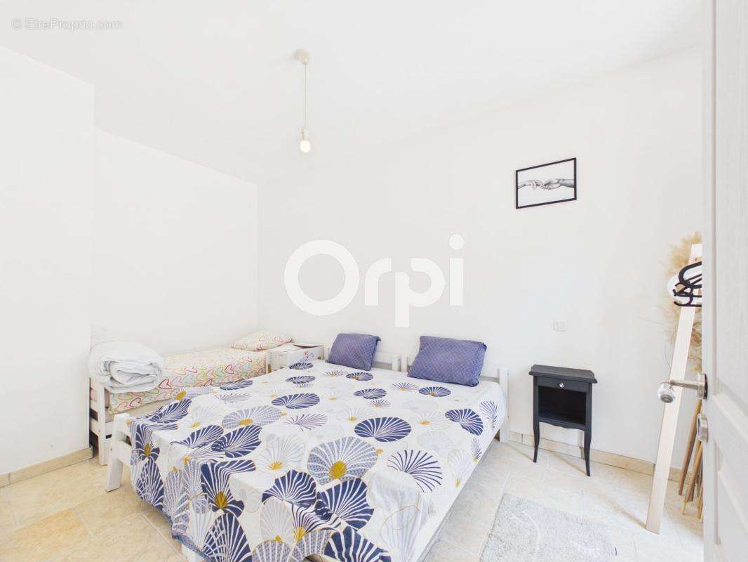Villa individuelle - plain-pied + dependance - piscine / terrasses neuves - jardin clos - calme et sans vis-a-vis - proche villa - photo 9