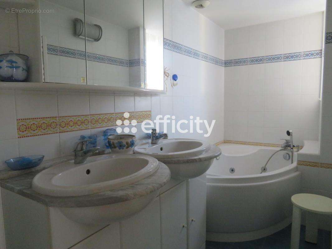 Appartement à LA ROCHELLE