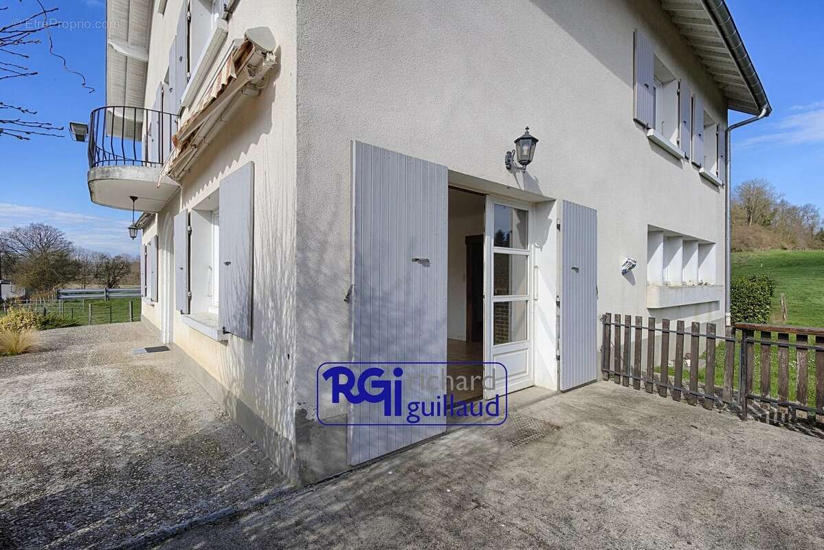 Maison à LE PASSAGE