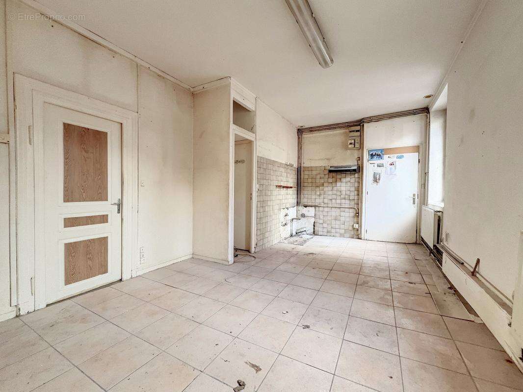 Lot de 2 appartements à rénover – centre historique - photo 4