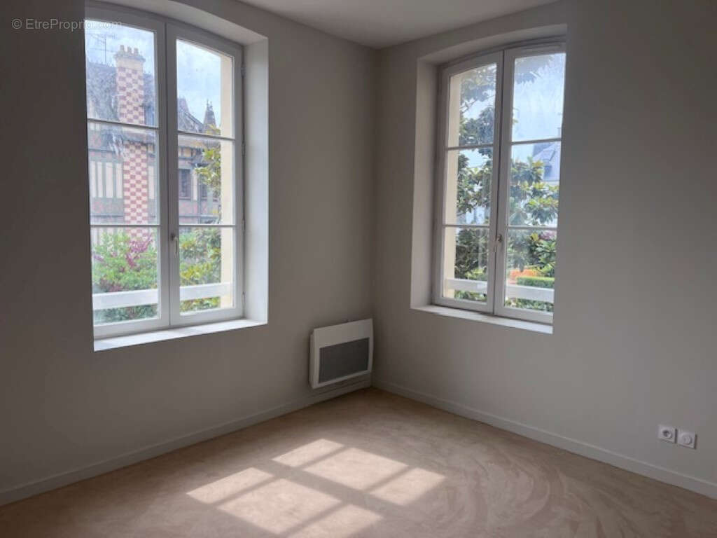 Appartement à TROUVILLE-SUR-MER