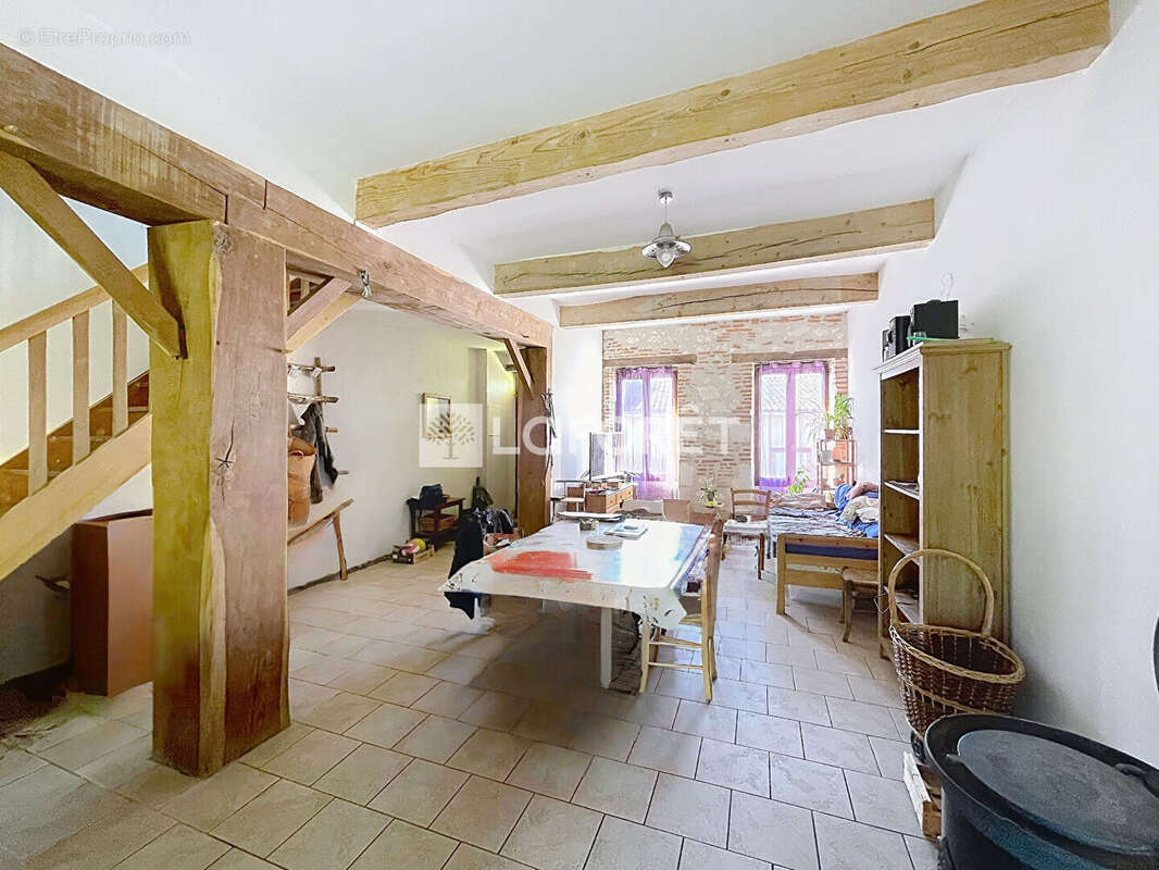 Maison à CAUMONT