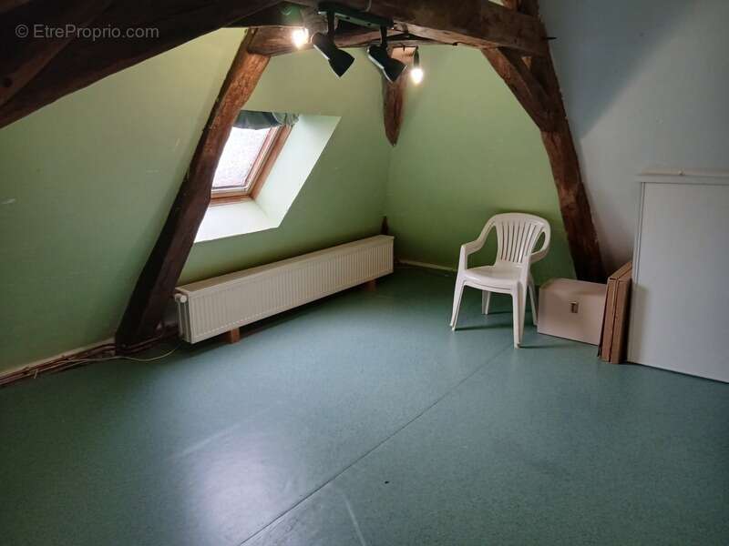 Maison à SAINT-LEOPARDIN-D'AUGY