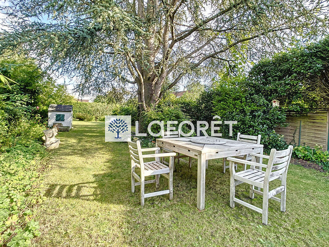 Maison à SAINT-NOM-LA-BRETECHE