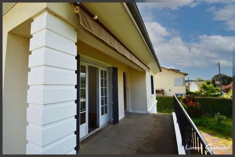 Maison à PINEUILH
